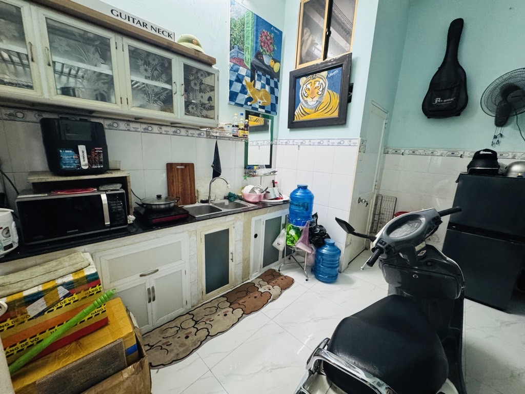 Bán gấp nhà Tân Bình gần TSN hơn 2tỷ Sổ Hồng Riêng