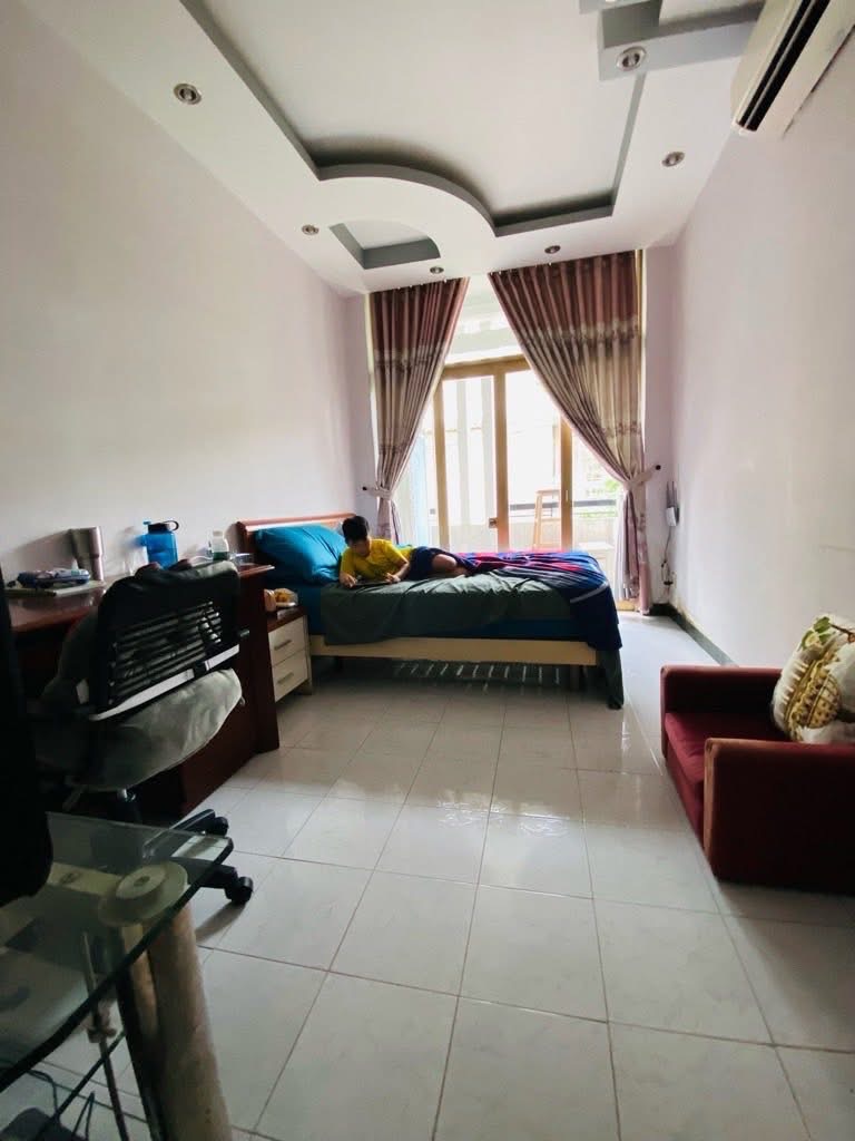 Chính chủ bán gấp nhà Hoà Hưng Q10