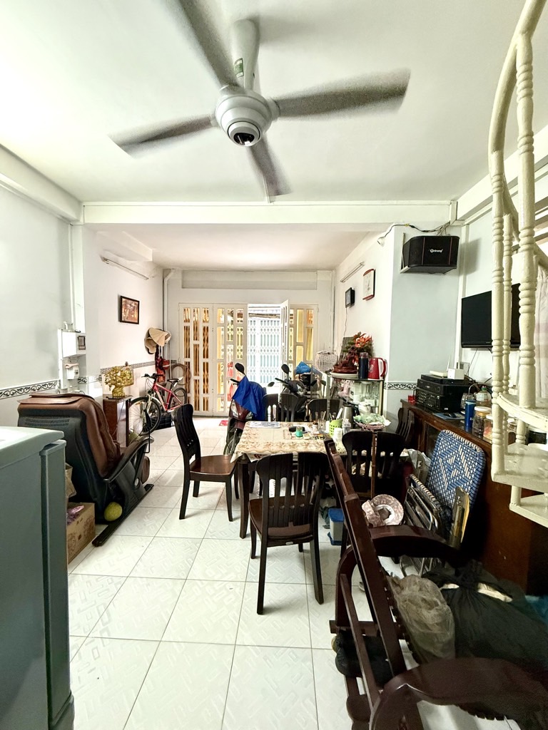 Bán nhà HXH sát MT Bùi Văn Ba, Quận 7, 5,1 x 17, 3 tầng, 9 tỷ hơn