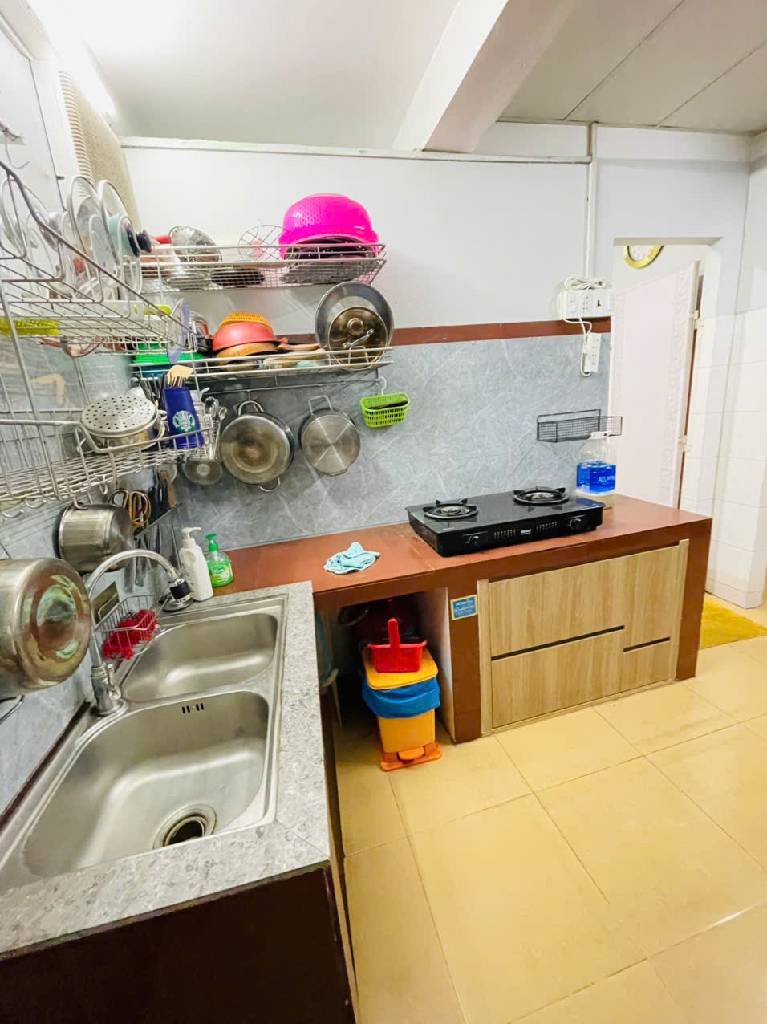 Bán Gấp nhà 2 MT HĐH Bùi Minh Trực - quận 8 - 49m2 - giá nhỉnh 5 tỷ.