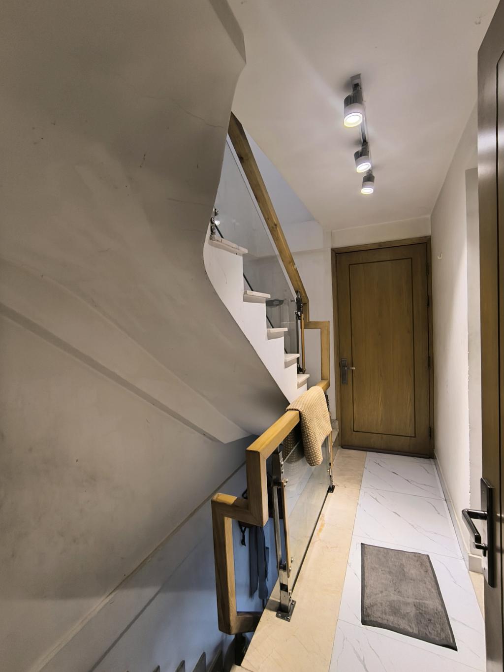 Nhà đẹp 2 mặt hẻm thông thoáng tiện kinh doanh cho thuê