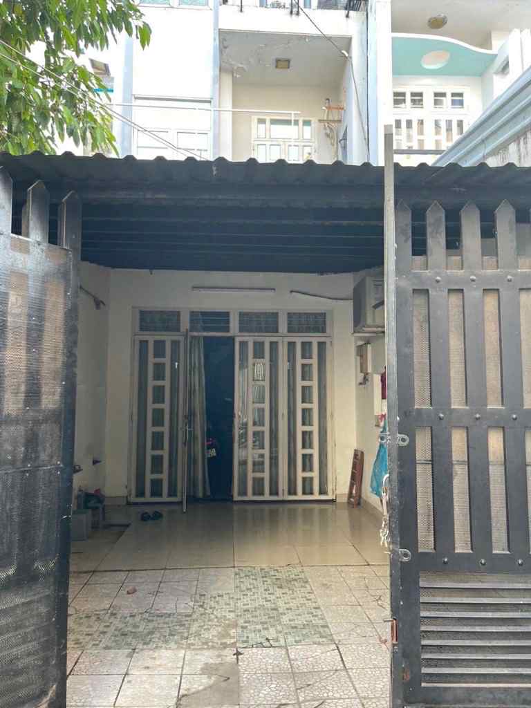 Cần bán nhà 63m2