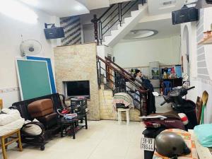 Cần bán nhà 63m2