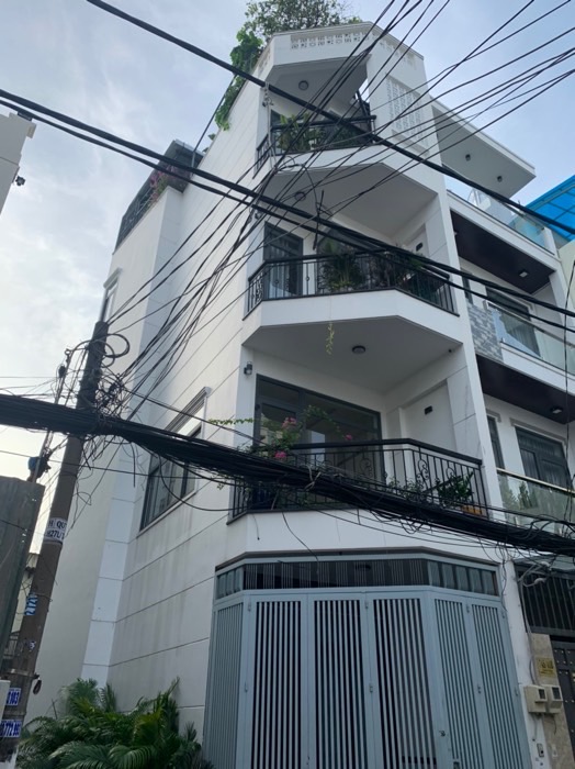 Bán nhà 2 tầng hẻm 4m