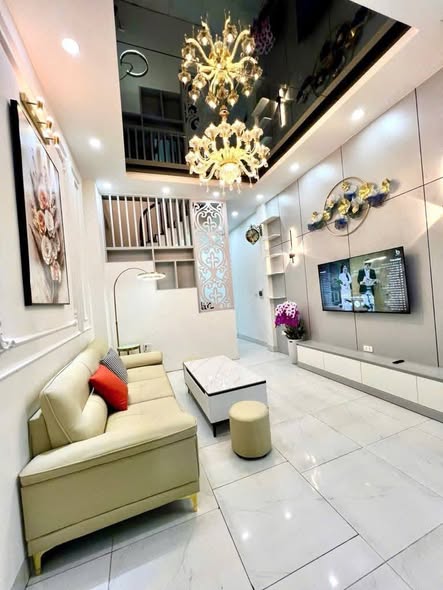 TÂY MỖ-NHÀ MỚI XÂY- Ô TÔ ĐỖ CỔNG- - Chỉ 6.x tỷ