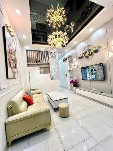 TÂY MỖ-NHÀ MỚI XÂY- Ô TÔ ĐỖ CỔNG- - Chỉ 6.x tỷ