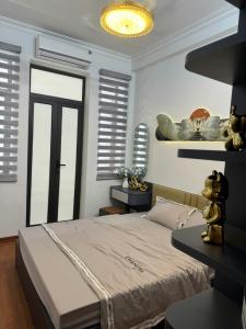 MỸ ĐÌNH –NHÀ MỚI 40M² – FULL NỘI THẤT MỚI – NGÕ RỘNG, GẦN Ô TÔ – GIÁ HƠN 7 TỶ