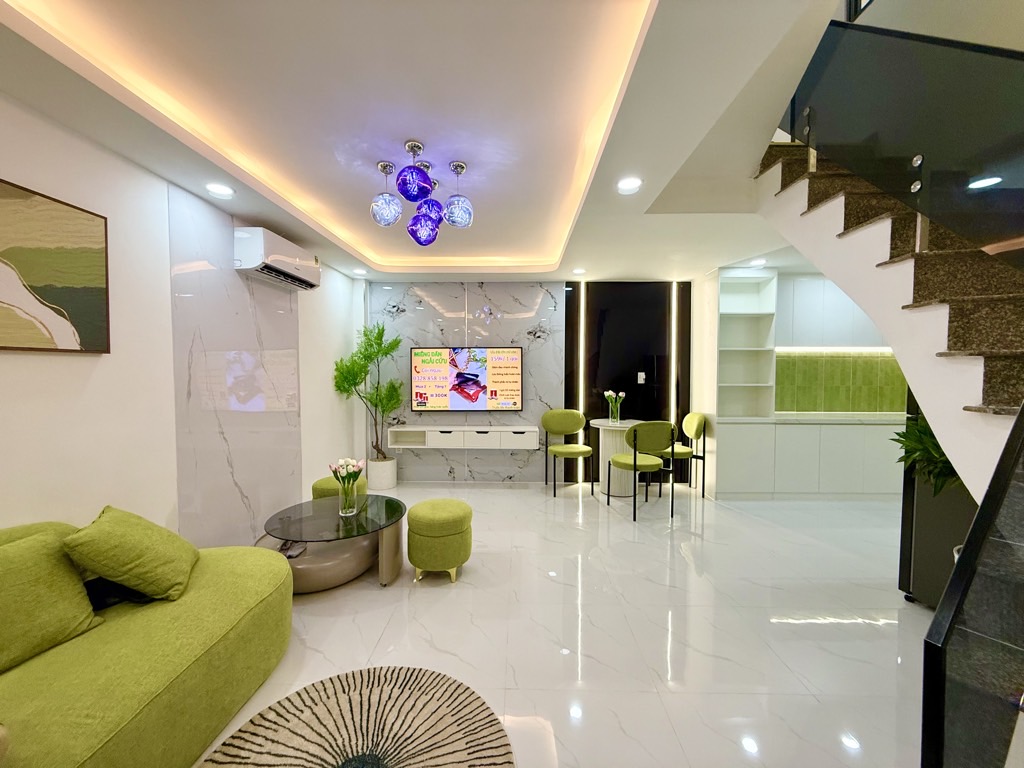 BÁN GẤP NHÀ MẶT TIỀN ĐƯỜNG DUY TÂN - PHÚ NHUẬN!