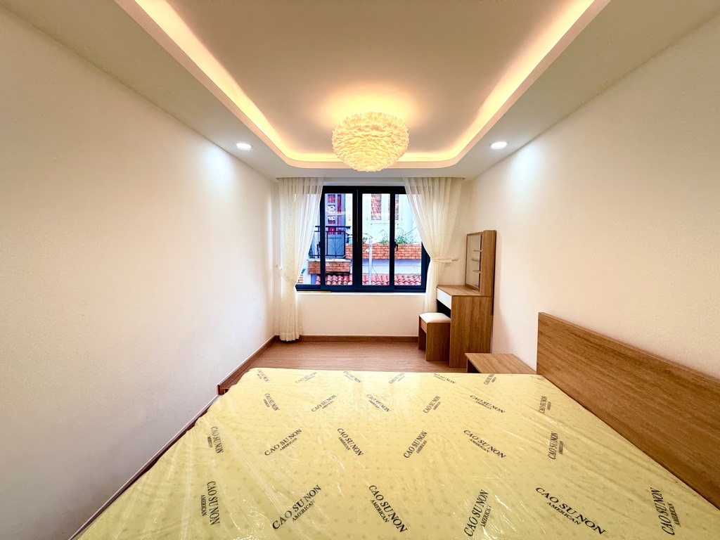 BÁN GẤP NHÀ MẶT TIỀN ĐƯỜNG DUY TÂN - PHÚ NHUẬN!