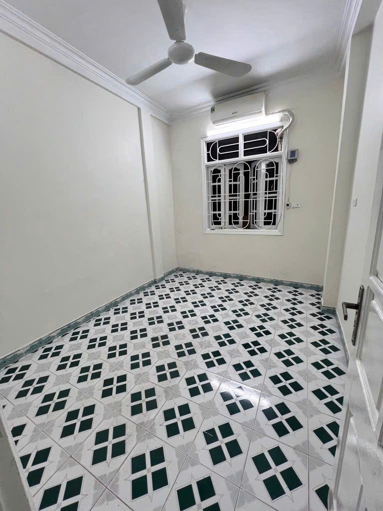 Phân lô hiếm, sổ đep, 5 tầng, gần phố, trung tâm thanh xuân, 6.15 tỷ