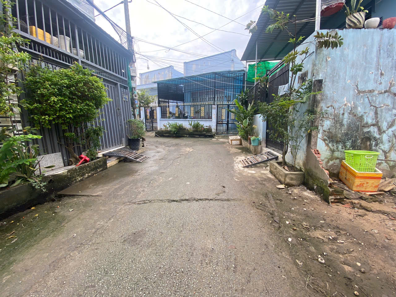 OTO MỞ CỬA TỚI ĐẤT THỔ (5,3X16), KHU DÂN CƯ HIỆN HỮU, XD CAO TẦNG CHỈ NHỈN 3tỉ