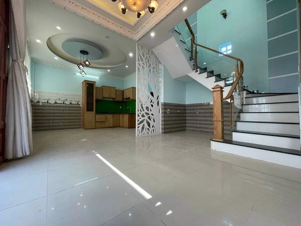 OTO MỞ CỬA VÀO BIỆT THỰ MINI (12x7,6), NGUYỄN BÌNH, NB, CHỈ NHỈN 5,5T