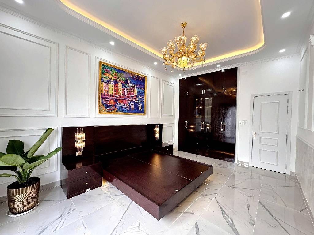 OTO MỞ CỬA VÀO NHÀ PHỐ ĐẸP (4x18),HUỲNH TẤN PHÁT, NHÀ BÈ, CHỈ NHỈN 5,5Tỉ