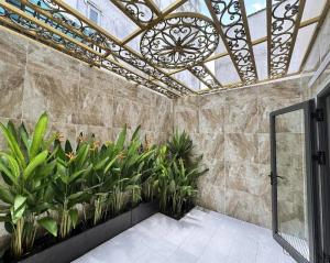 OTO MỞ CỬA VÀO NHÀ PHỐ ĐẸP (4x18),HUỲNH TẤN PHÁT, NHÀ BÈ, CHỈ NHỈN 5,5Tỉ