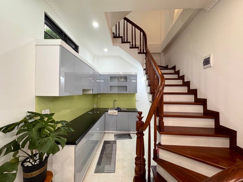 Ô TÔ ĐỖ CỔNG - TRUNG TÂM HAI BÀ TRƯNG - 36M2 - 8.9TYT