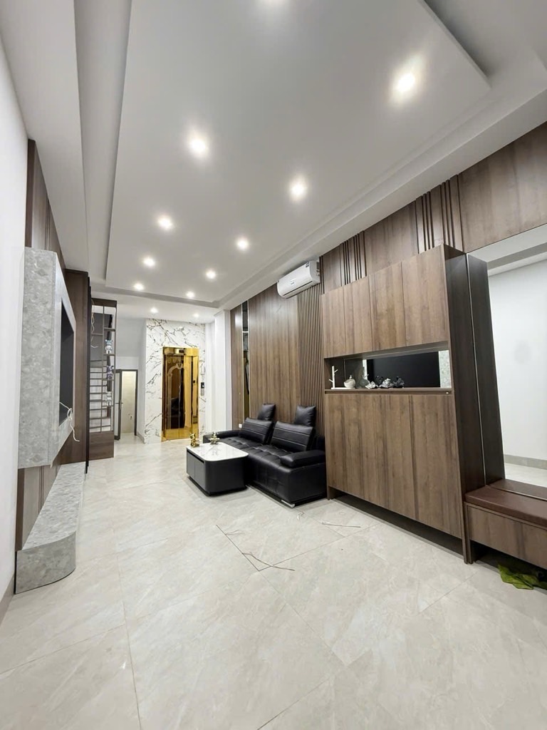 NHÀ MỚI Ở NGAY - FULL NỘI THẤT- Ô TÔ ĐỖ GẦN - 20M RA Ô TÔ TRÁNH - NHÀ 6 TẦNG THANG MÁY - SAU QUY HOẠCH RA MẶT PHỐ