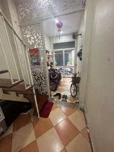 HỒNG MAI – Ô TÔ ĐỖ CỬA - 5 TẦNG