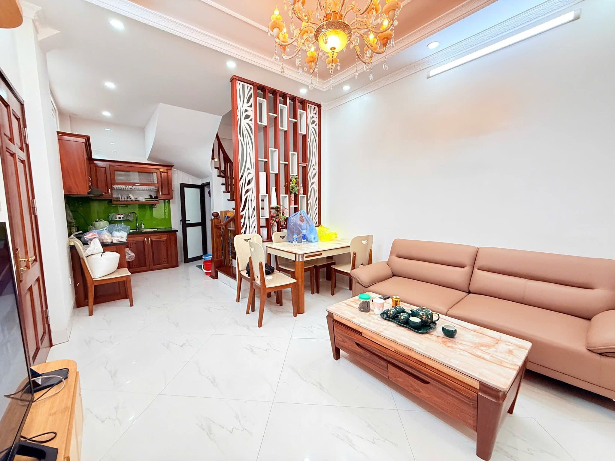 Bán nhà] – Nguyễn Cơ Thạch – 62m²– 12.5 tỷ– Lô góc – 2 mặt tiền – thoáng 4 mùa