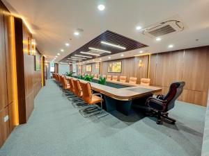 Bán tòa nhà VP Phạm Hùng – 183m² – 8 tầng – 63 tỷ – Building mặt tiền 6m, dòng tiền ổn định