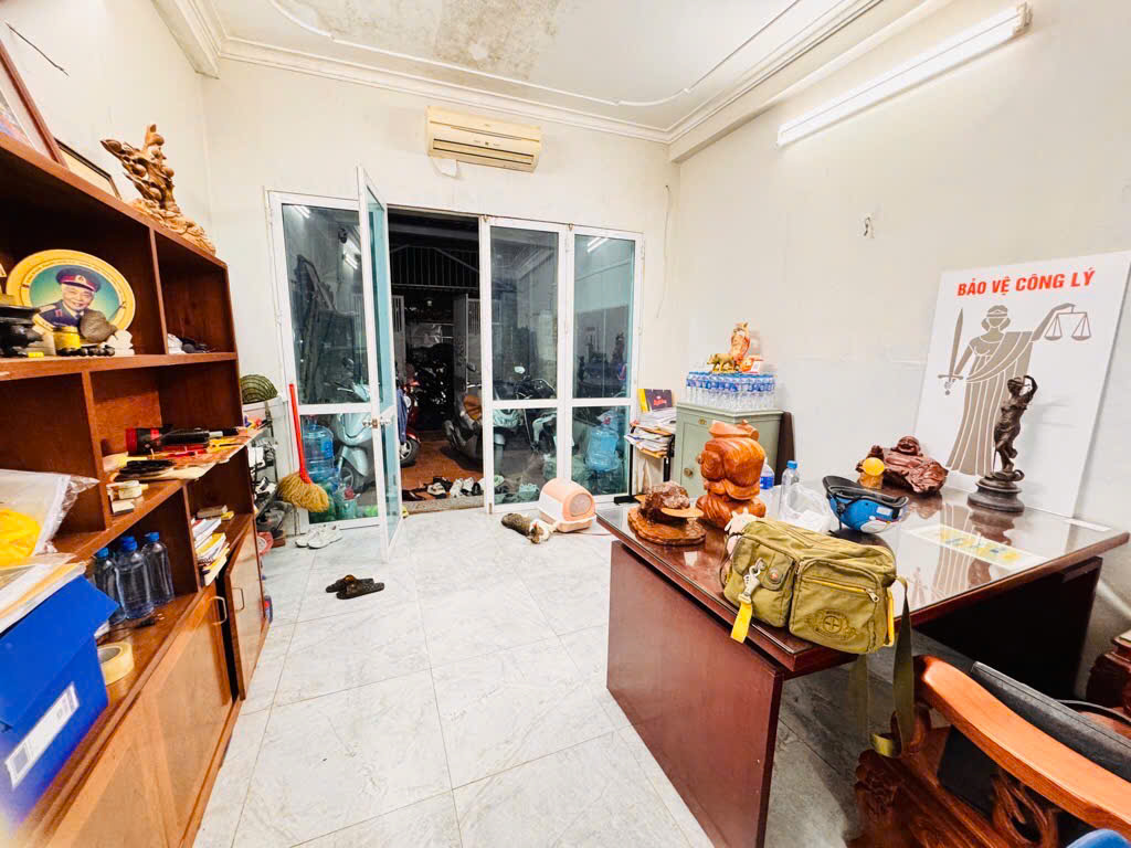 Nhà Rộng Đẹp Khu Tứ Liên – 2 Mặt Thoáng, 3 Tầng