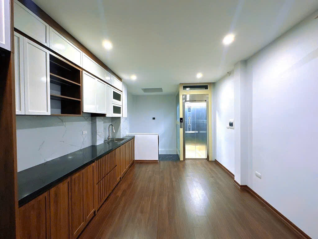 Nhà đẹp phố Thuỵ Khuê