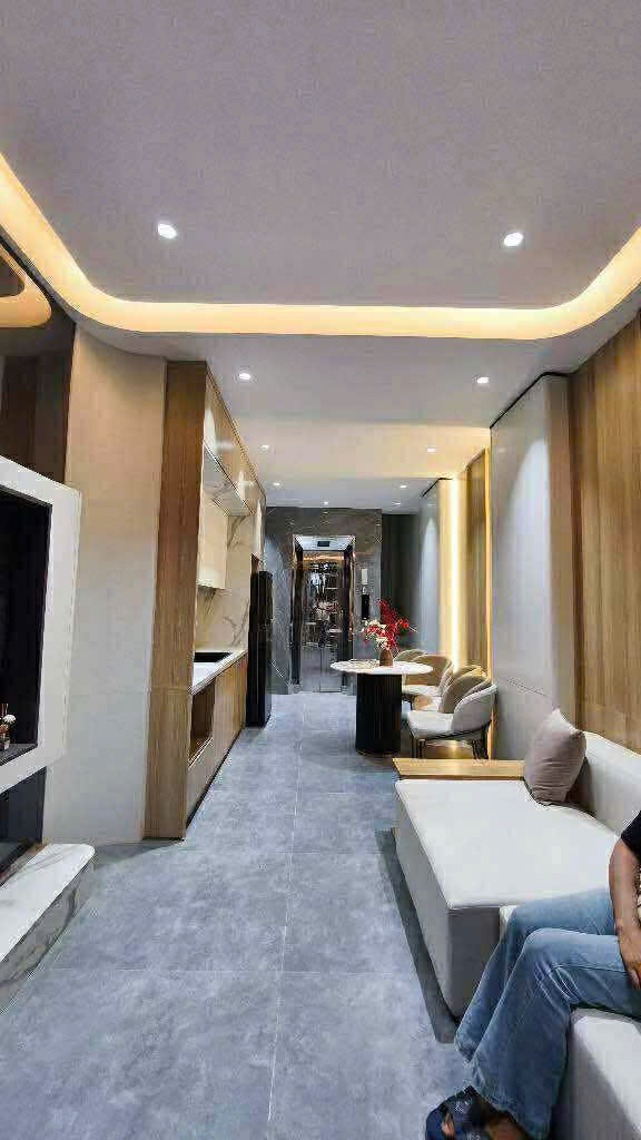 SIÊU MẪU NHÀ PHỐ,bán nhà phố Lụa Hà Đông 31m2x 5 tầng nhỉnh 7tỉ có TL