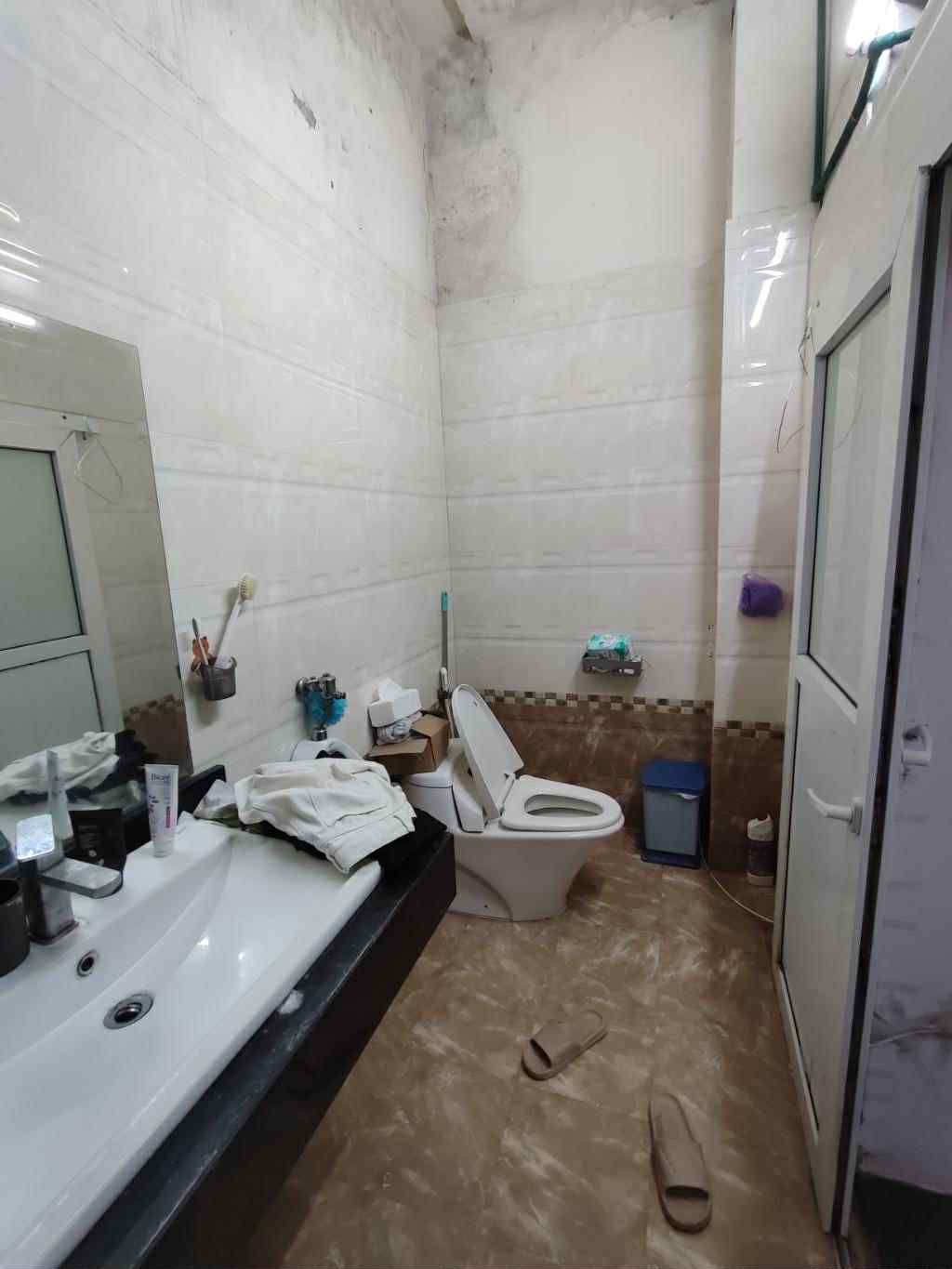 BÁN NHÀ MỚI XÂY PHỐ DƯƠNG QUẢNG HÀM – CẦU GIẤY – THANG MÁY, TRUNG TÂM, Ở NGAY