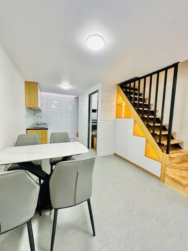 NHÀ ĐẸP FULL NỘI THẤT - NGÕ THÔNG - CÁCH 2 NHÀ RA MẶT NGÕ OTO TẢI- 30M SIÊU HIẾM