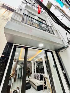 Nhà Nam Dư, Vinfast VF3 đỗ cửa, Xây mới 30M, 5 Tầng Gần Cấp 1 Lĩnh Nam siêu hiếm