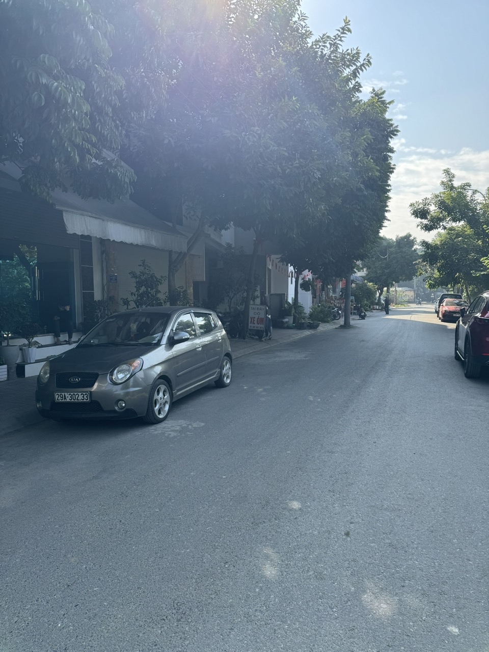 NHÀ ĐẸP - NGÕ THÔNG NGANG DỌC- Ô TÔ TRÁNH -FULL NỘI THẤT -KINH DOANH DẸP - THANH KHOẢN CAO - 40M2 - 11,9 TỶ - PHỐ ĐỨC GIANG .