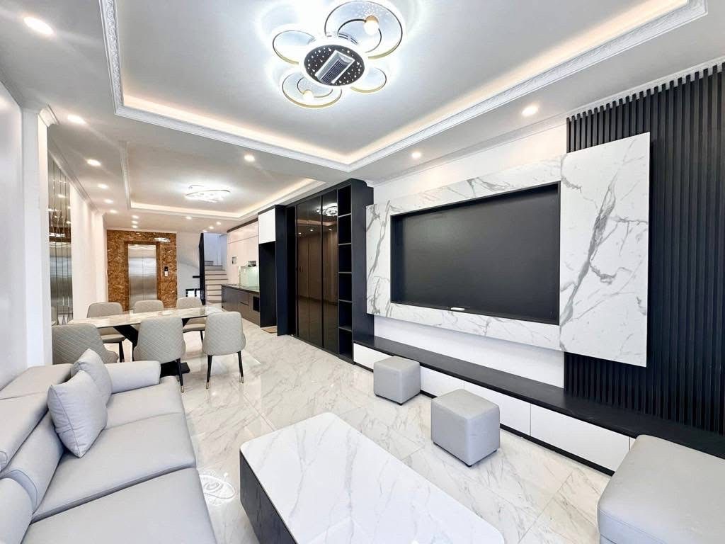 NGỌC THUỴ-BÁN GẤP 46M2 - 8.5 TỶ-TẶNG FULL NỘI THẤT