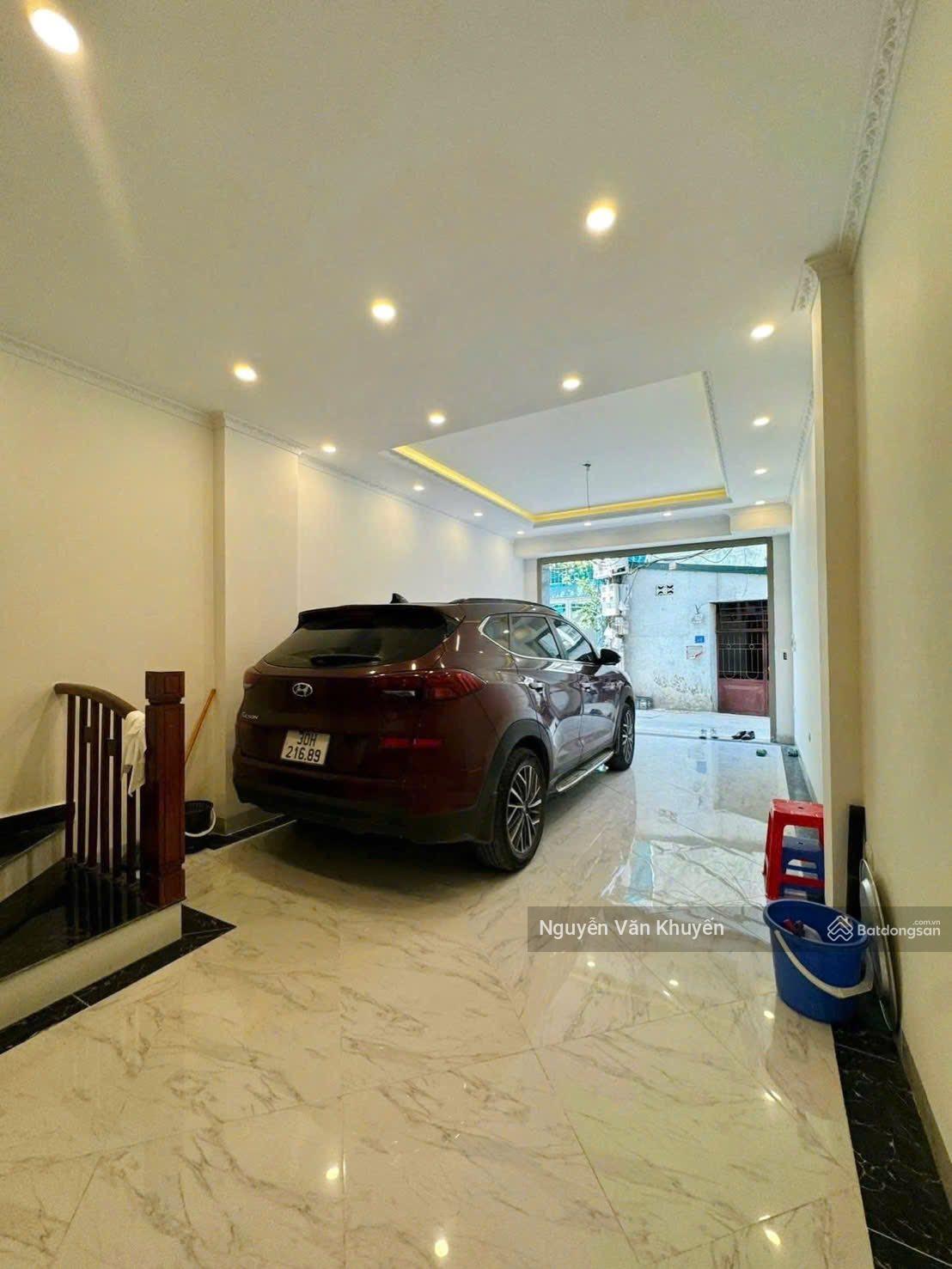 HÀNG HIẾM LONG BIÊN! NHÀ 6 TẦNG THANG MÁY - Ô TÔ NGỦ TRONG NHÀ - GIÁ TỐT