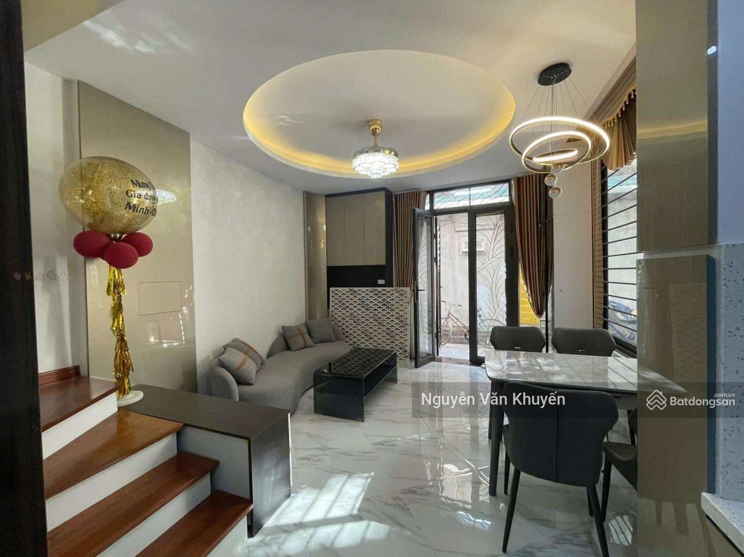 HÀNG HIẾM LONG BIÊN! NHÀ 6 TẦNG THANG MÁY - Ô TÔ NGỦ TRONG NHÀ - GIÁ TỐT