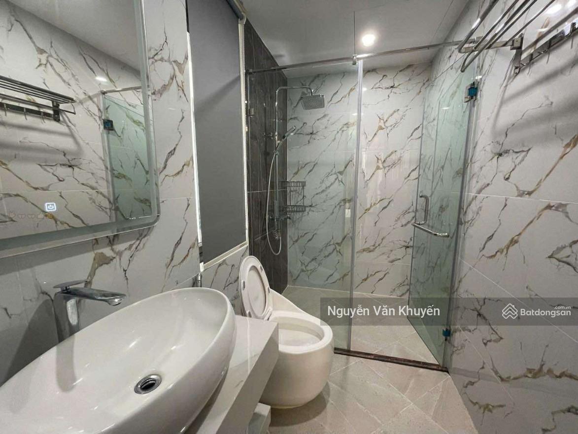 HÀNG HIẾM LONG BIÊN! NHÀ 6 TẦNG THANG MÁY - Ô TÔ NGỦ TRONG NHÀ - GIÁ TỐT