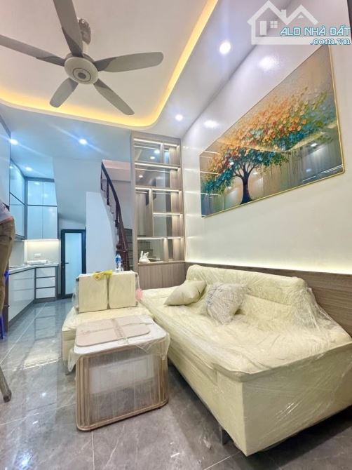 Bán nhà Đại Mỗ, ngõ ba gác, 33m2