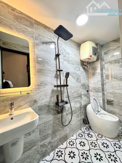 Bán nhà Đại Mỗ, ngõ ba gác, 33m2