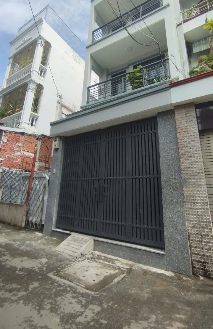 HẺM XE HƠI NGUYỄN VĂN QUỲ QUẬN 7, HÀNG XÓM TRÍ THỨC, 4.08X12.9M, 3 TẦNG, 5 TỶ 6