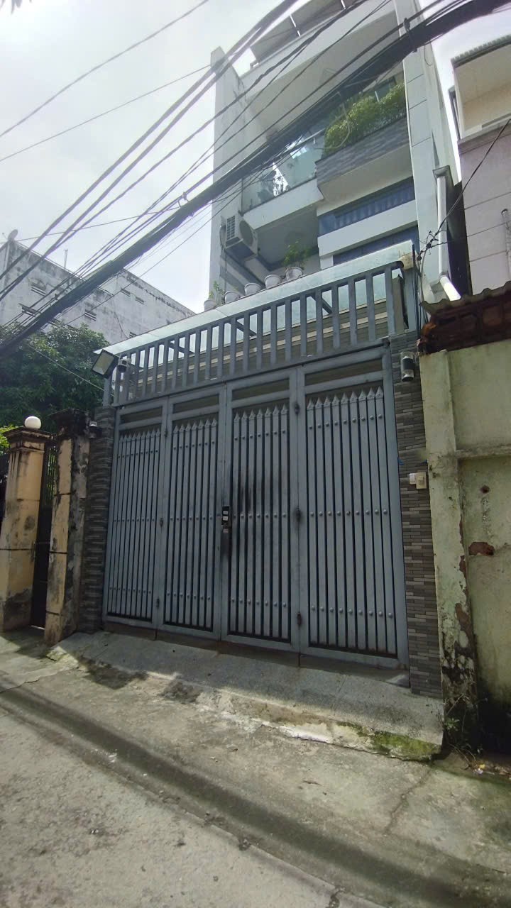 HẺM XE HƠI GẦN CHỢ PHÚ THUẬN QUẬN 7, NỘI THẤT CỰC ĐẸP, 4.1X13.2M, 3 TẦNG, 5 TỶ 8