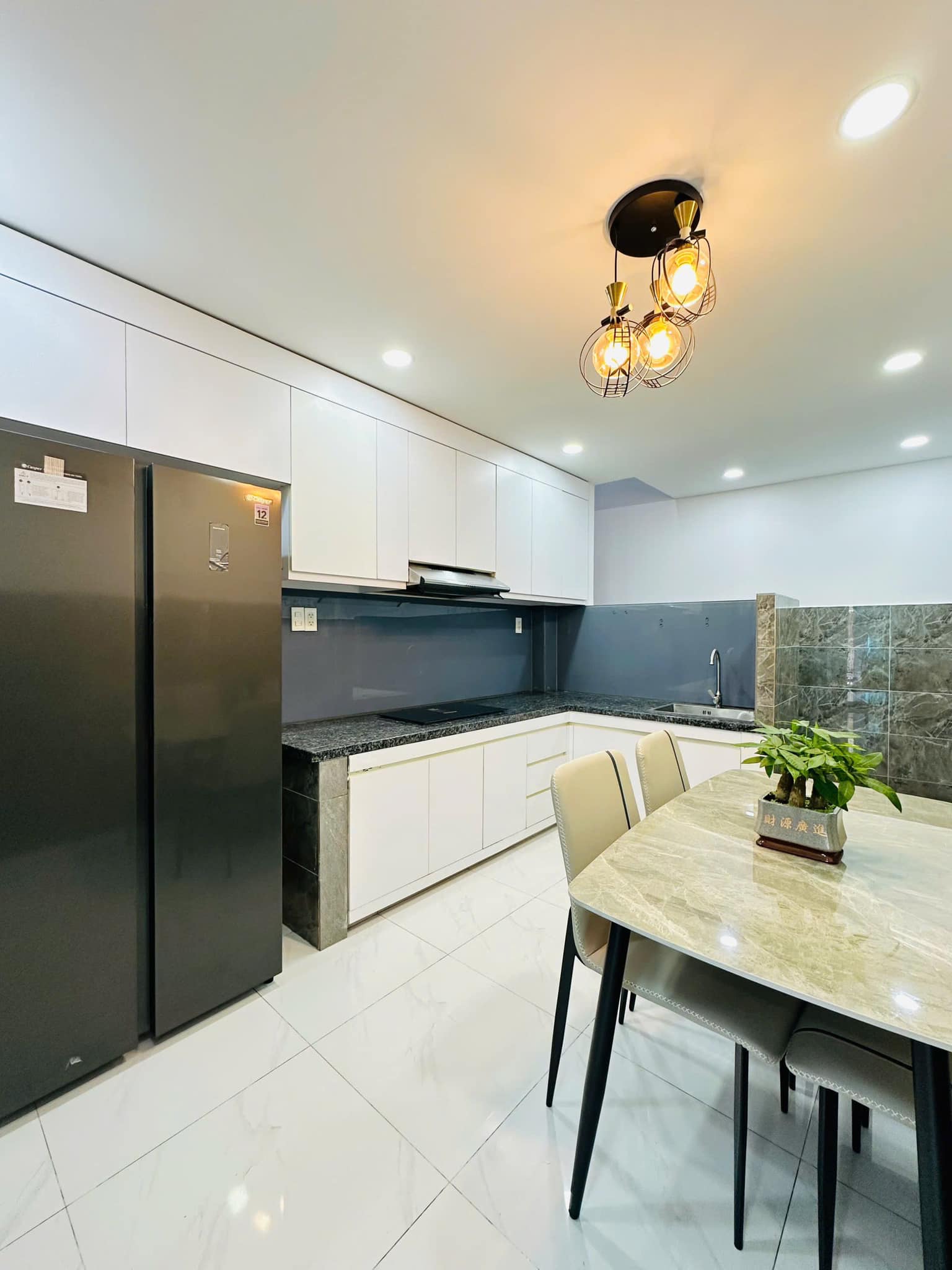 HẺM XE HƠI GẦN CHỢ PHÚ THUẬN QUẬN 7, NỘI THẤT CỰC ĐẸP, 4.1X13.2M, 3 TẦNG, 5 TỶ 8