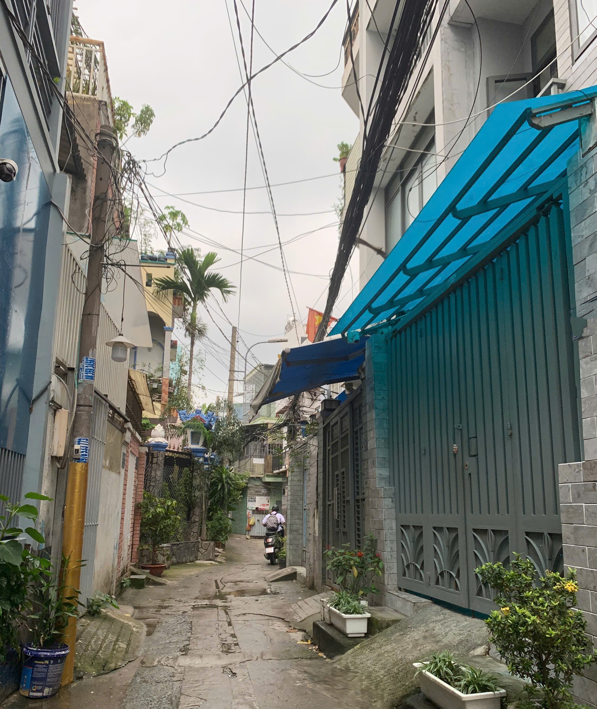 HOÀNG TRỌNG MẬU GẦN LOTTE MART QUẬN 7, NHÀ ĐẸP LÓA MẮT, 4.03X15.5M, 5 TỶ 3