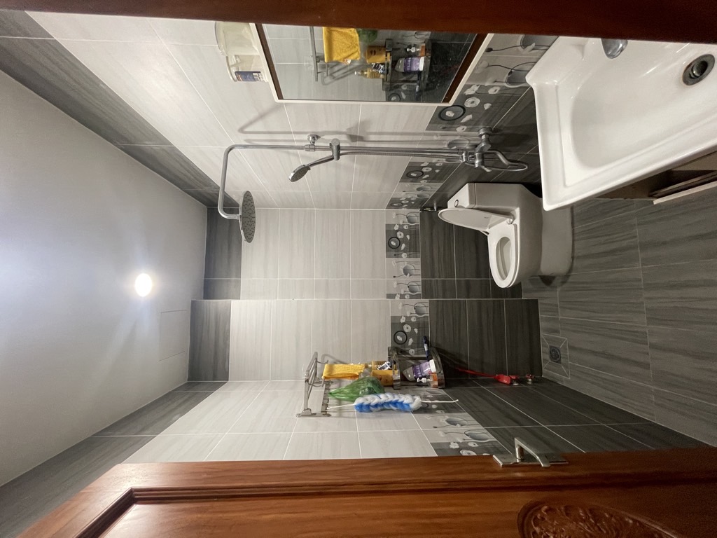 NGUYỄN THỊ THẬP GẦN ĐẠI HỌC TÔN ĐỨC THẮNG QUẬN 7, NHÀ ĐẸP LUNG LINH, 4.07X15.9M, 5 TỶ 5