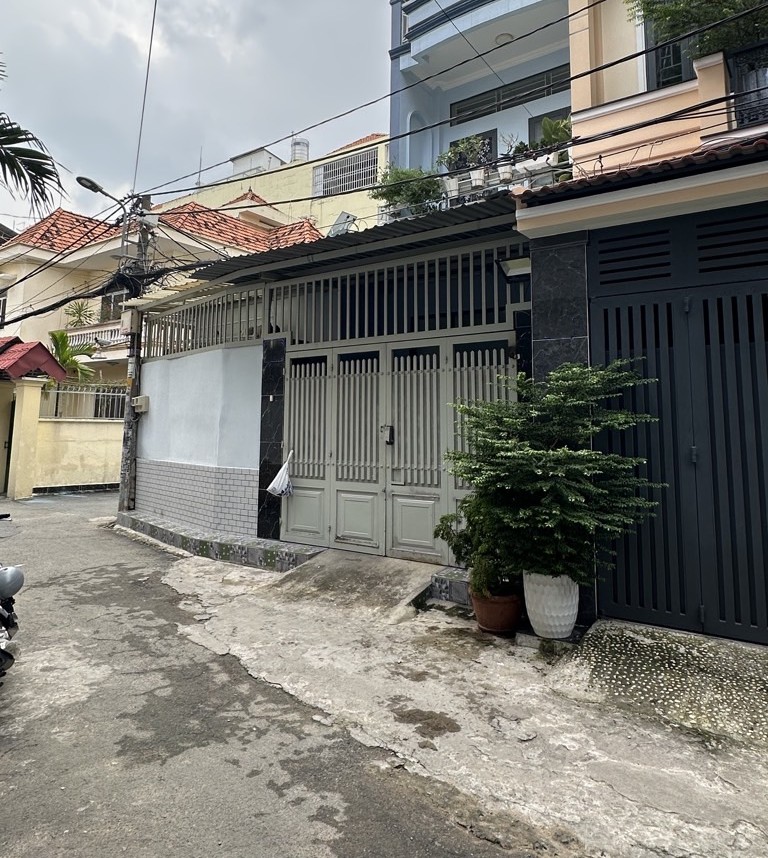 LÊ VĂN LƯƠNG GẦN LOTTE MART QUẬN 7, NHÀ ĐẸP LUNG LINH, 4.2X14.3M, 5 TỶ 4