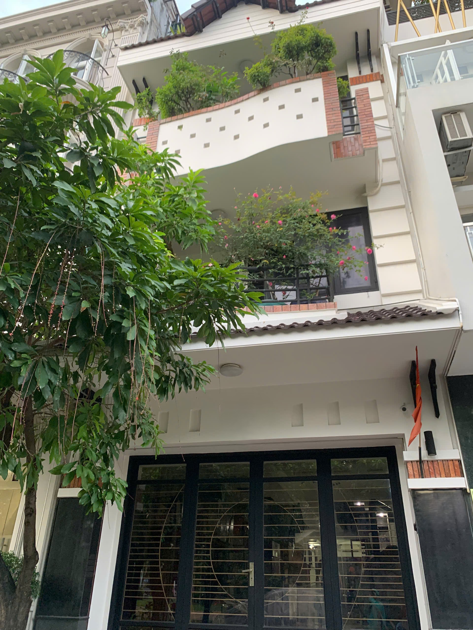  ĐƯỜNG LÝ PHỤC MAN QUẬN 7 – CĂN NÀY ĐÚNG KIỂU “ĐI 10 CĂN MỚI GẶP 1 CĂN - 5.8 tỷ