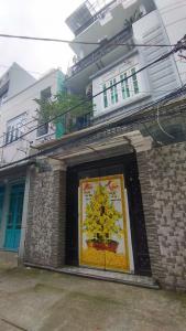 HẺM XE HƠI GẦN CHUNG CƯ NGỌC LAN QUẬN 7, KHUNG CỘT BÊ TÔNG, 4.4X12.3M, 3 TẦNG, 5 TỶ 4