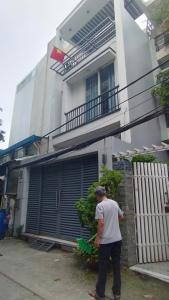 HẺM XE HƠI GẦN CHỢ PHÚ THUẬN QUẬN 7, NHÀ ĐẸP QUÊN SẦU, 4.1X13.2M, 3 TẦNG, 5 TỶ 5 