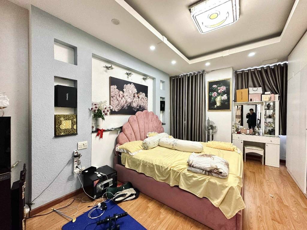 Ban nhà Ngô tất tố quận bình thạnh giá 7tỷ