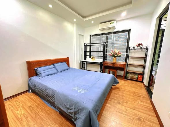 B.Á.N GẤP: NHÀ ĐẸP PHỐ NGỌC THỤY, LONG BIÊN!