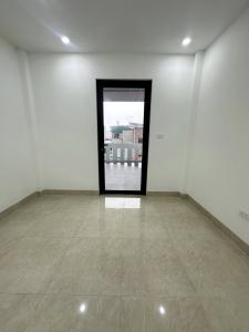 TRUNG TÂM NGỌC THỤY NHÀ ĐẸP THANG MÁY CHỈ 9 TỶ