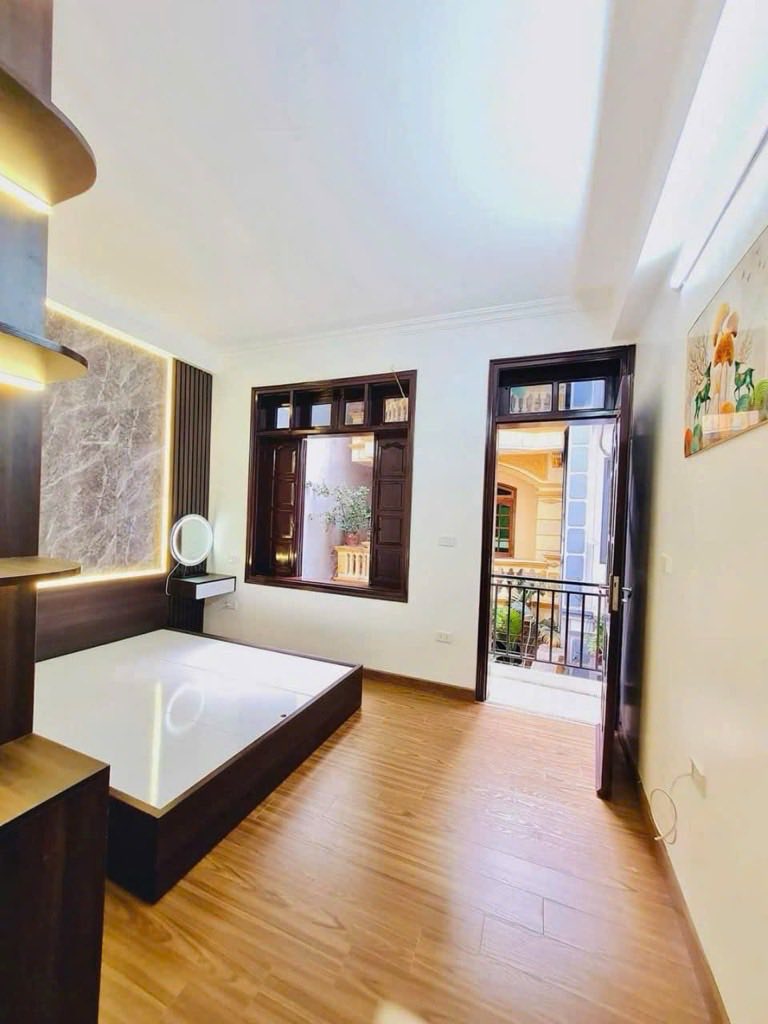 NHÀ MỚI MỸ ĐÌNH – THIẾT KẾ 4 TẦNG – VỊ TRÍ TRUNG TÂM – KHÔNG GIAN THOÁNG SÁNG