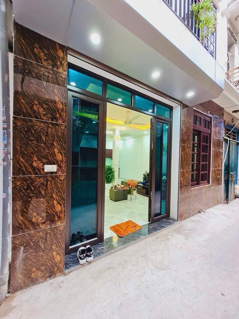 NHÀ MỚI MỸ ĐÌNH – THIẾT KẾ 4 TẦNG – VỊ TRÍ TRUNG TÂM – KHÔNG GIAN THOÁNG SÁNG